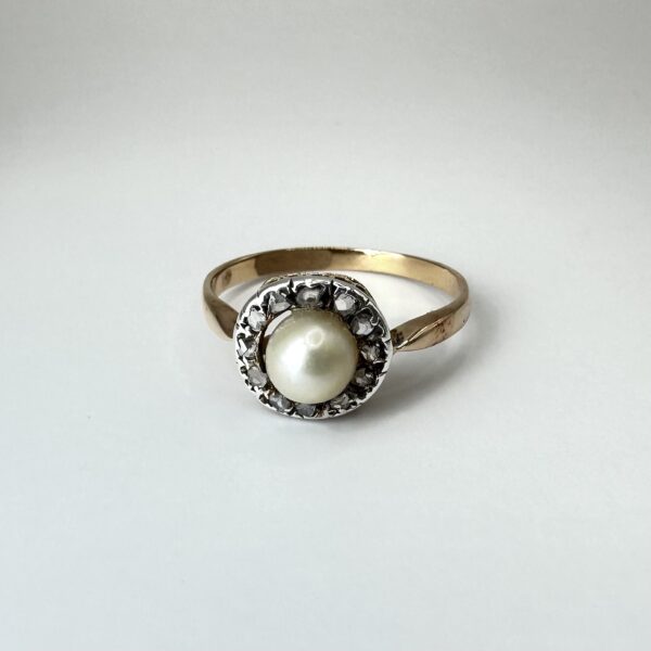 Antyczny pierścionek Perła Akoya Diamenty z około 1980r.