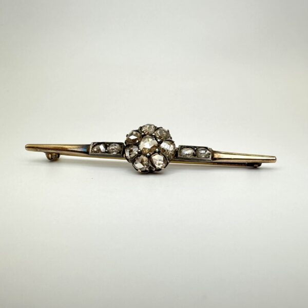 Antyczna broszka z 18-karatowego złota