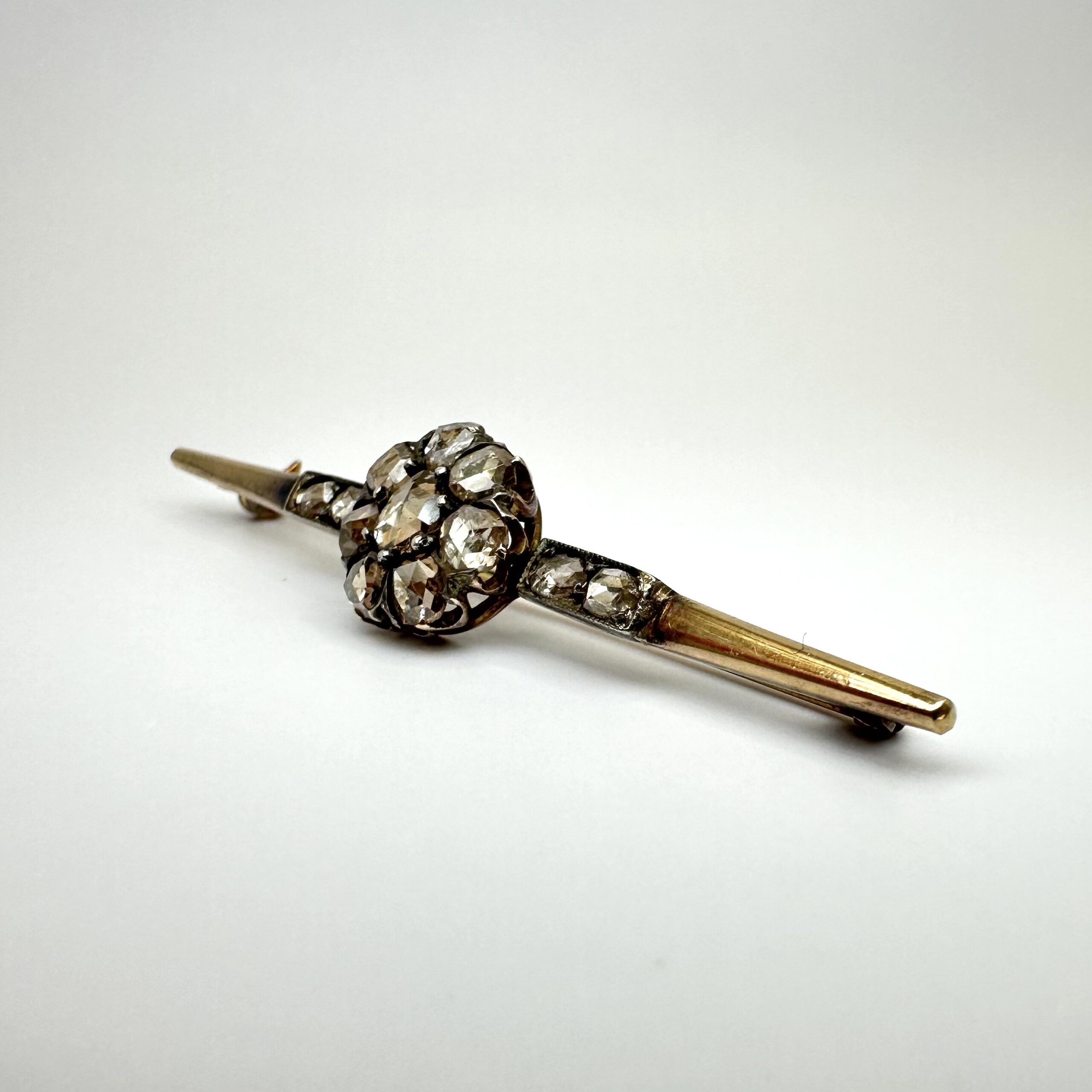 Antyczna broszka z 18-karatowego złota - obrazek 2