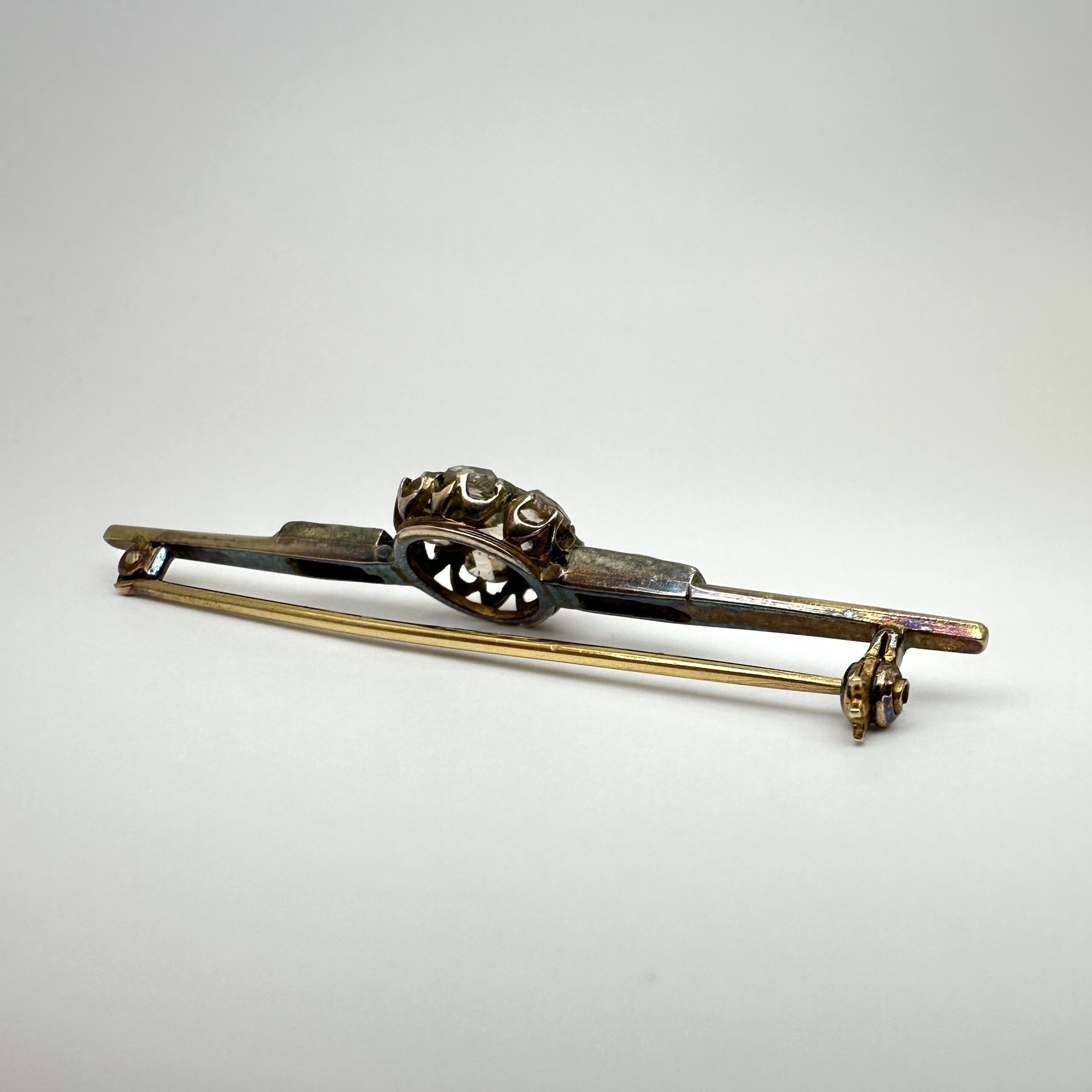 Antyczna broszka z 18-karatowego złota - obrazek 5