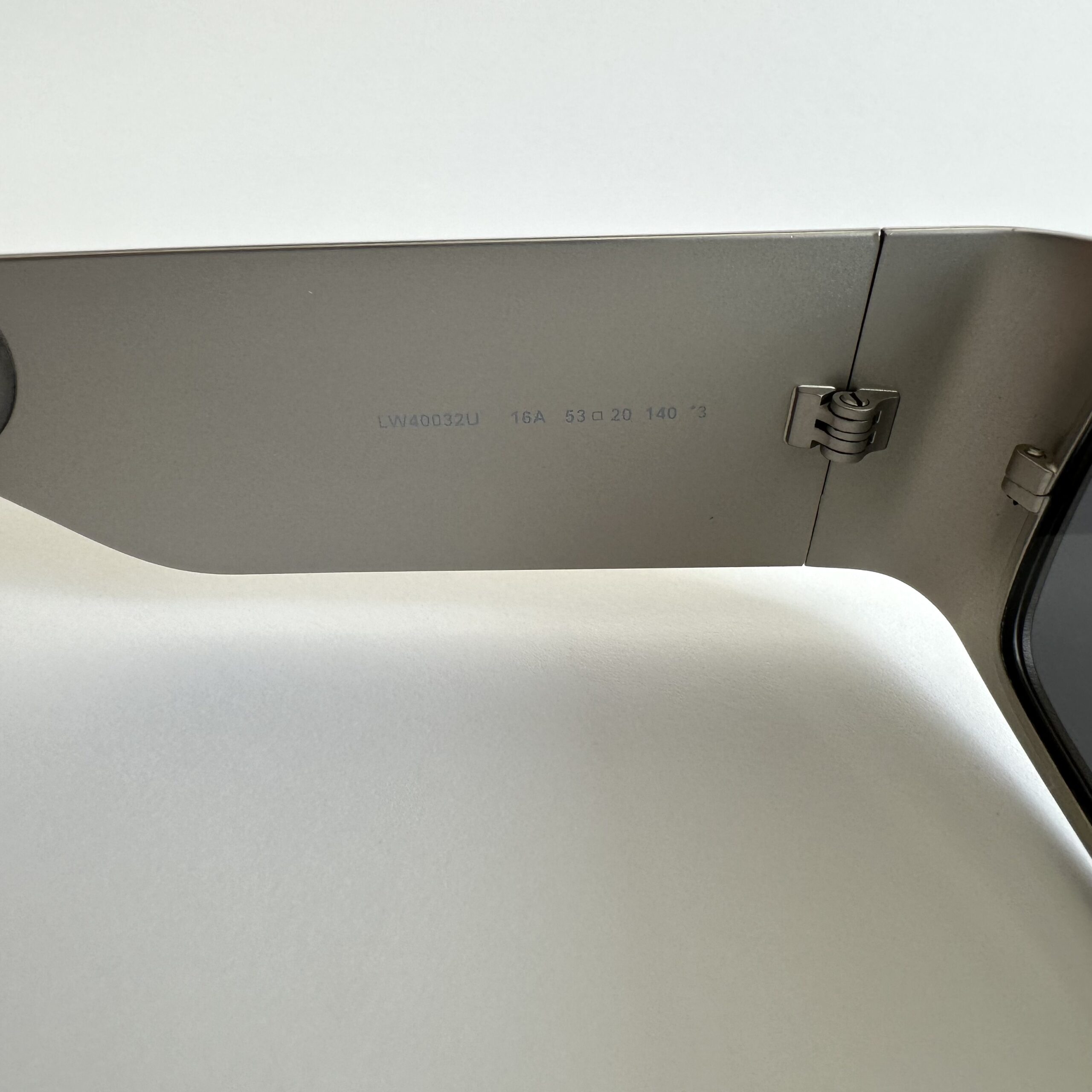 Loewe LW40032U - obrazek 8